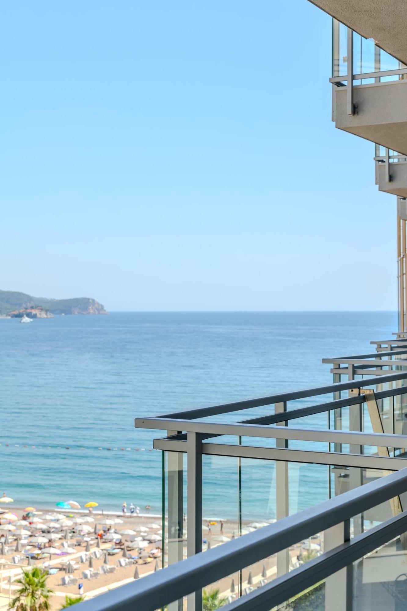 Hotel Ponta Plaza Conference & Spa Budua Esterno foto
