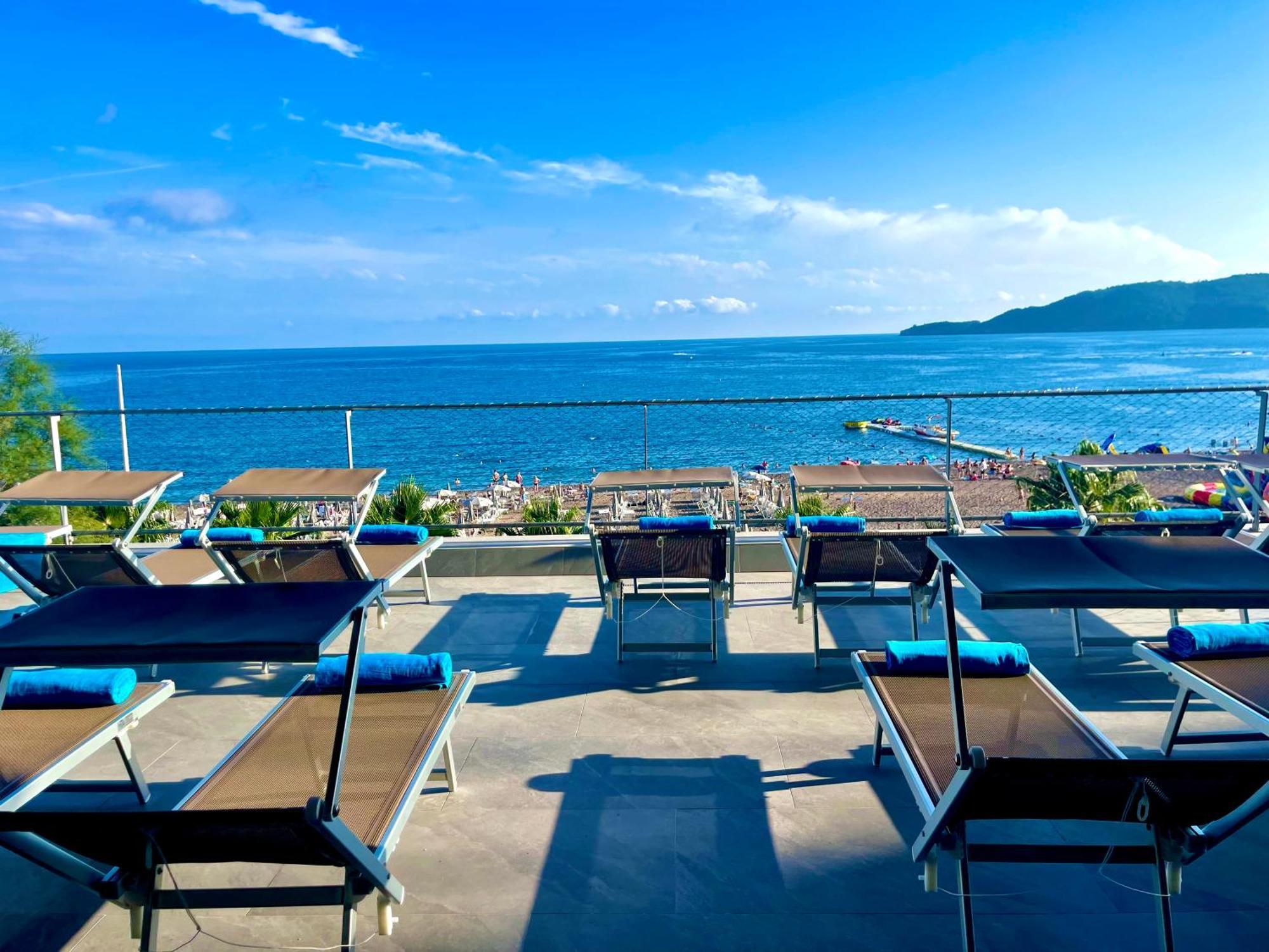Hotel Ponta Plaza Conference & Spa Budua Esterno foto